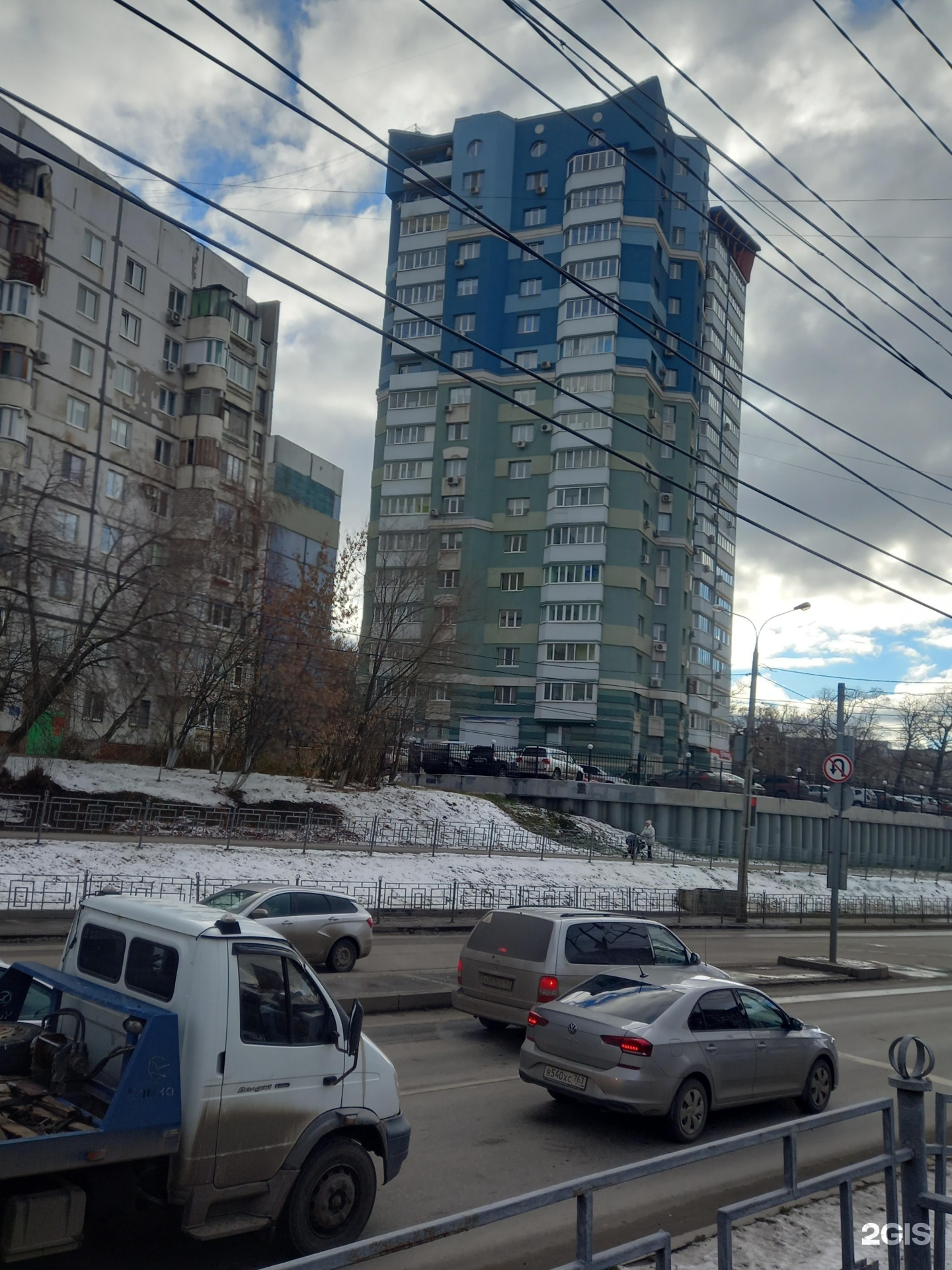 Зоопарк, отдел товаров для конного спорта, Шверника